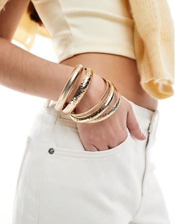 pack of 6 bracelets in mixed hammered design in gold tone