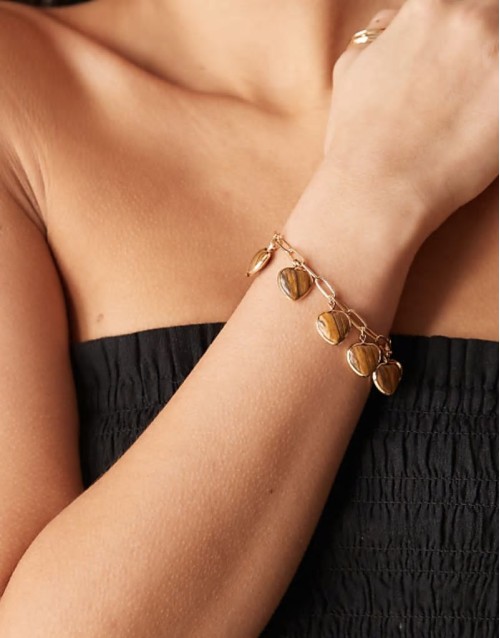 bracelet with faux tigers eye heart charms in gold tone